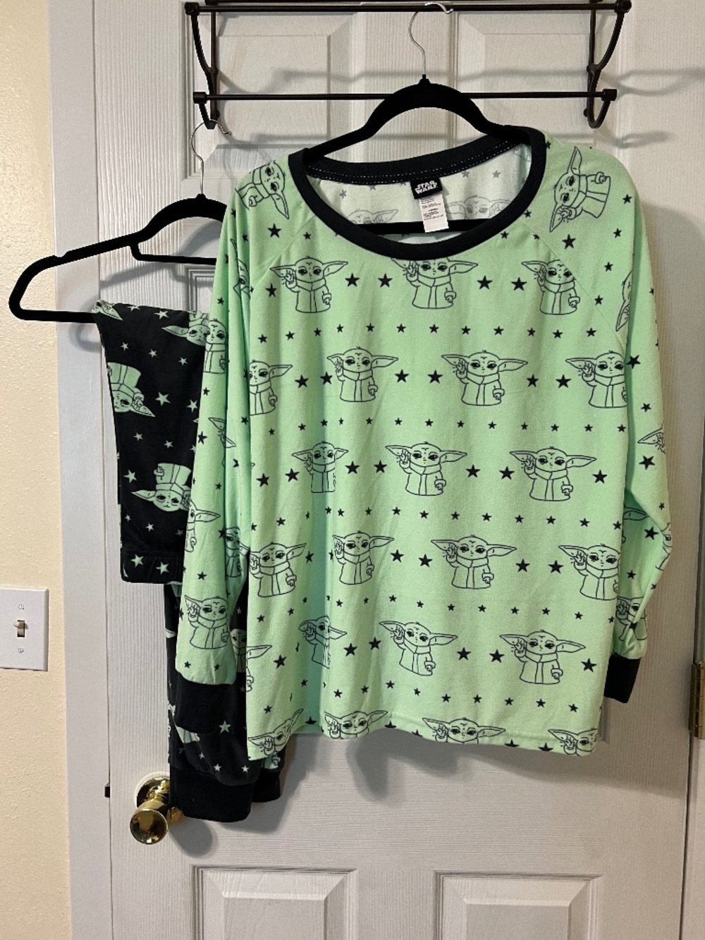 Star Wars Mandalorian Grogu Pajama Set